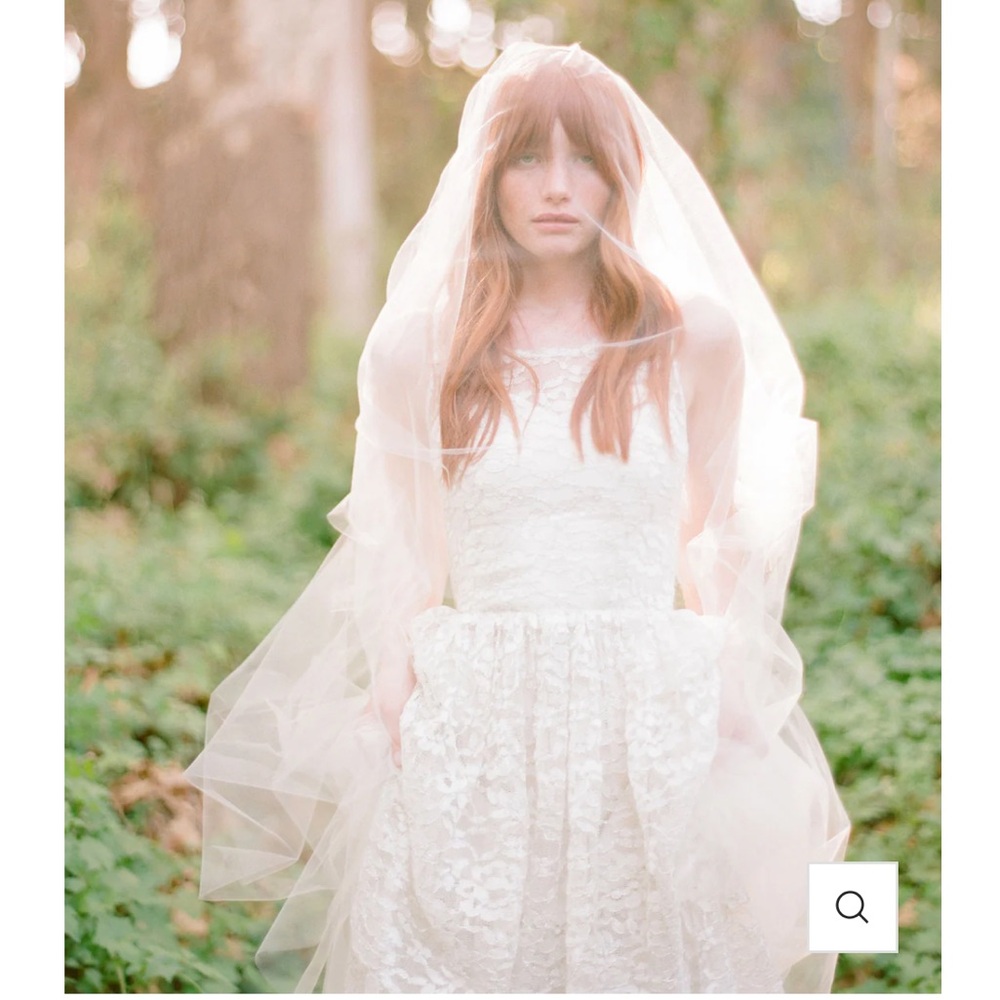 Champagne Simple Cathedral Veil - Twigs & Honey NWT - Picture 2 of 7